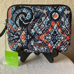 Vera Bradley: Marrakesh Padded E-Reader Sleeve- Paisley